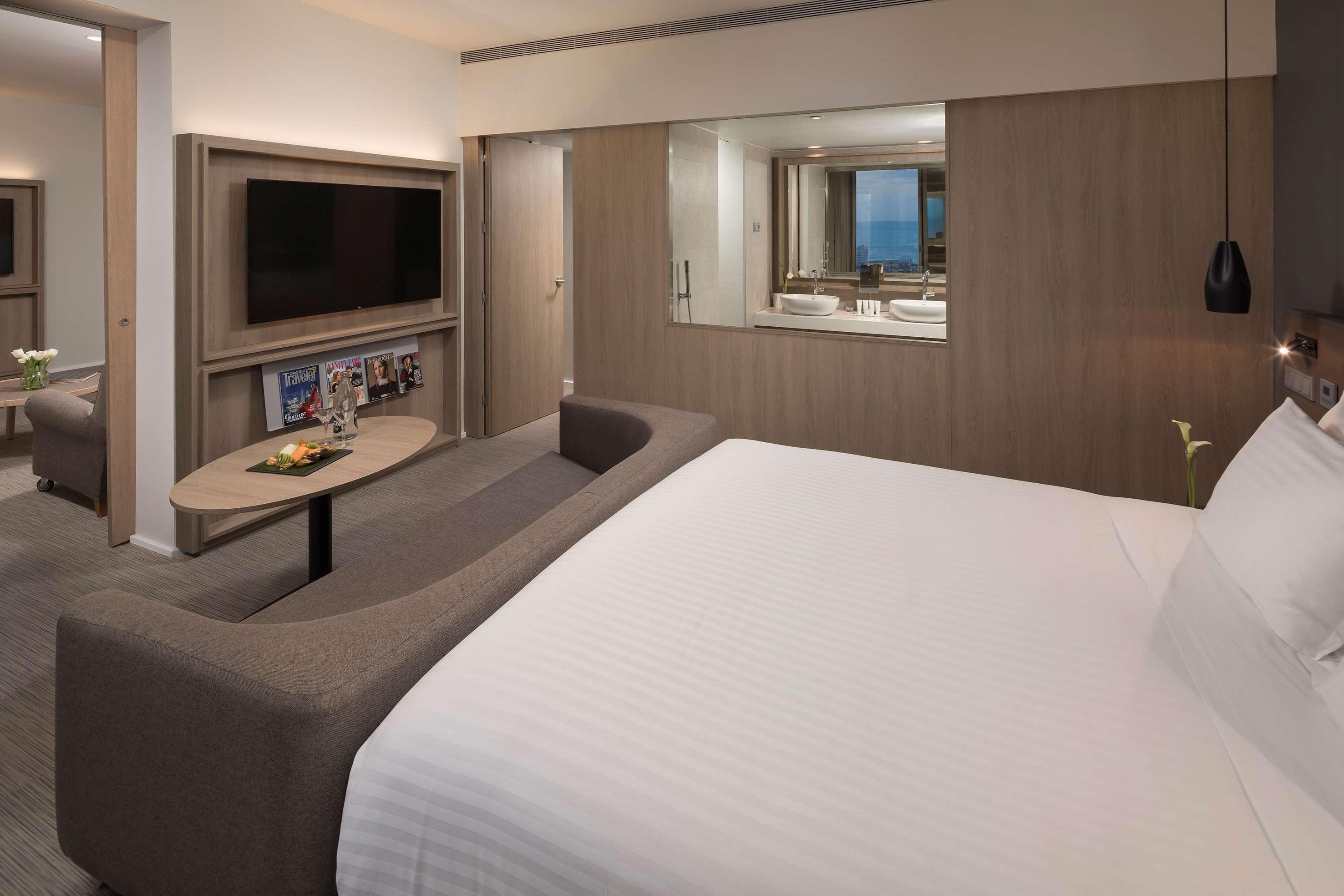 เดอะ เลเวล แอท เมเลีย บาร์เซโลนา สกาย Hotel ภายนอก รูปภาพ